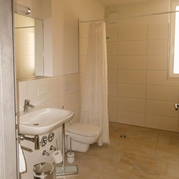 Bad der Suite im Tönsberghaus